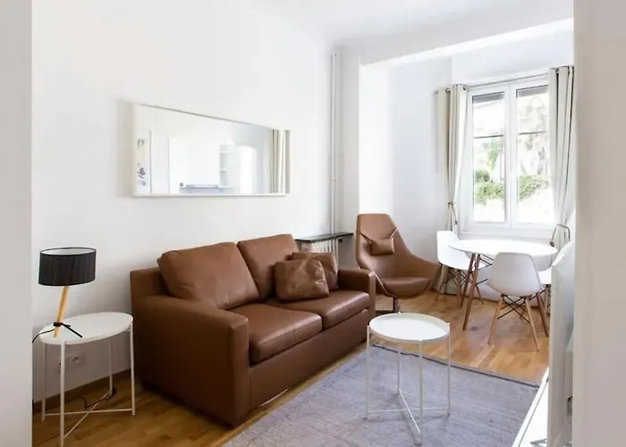 Charming Flat At Monaco\'S Edge
