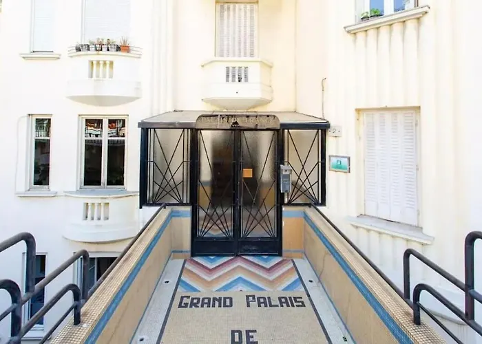 Charming Flat At Monaco\'S Edge