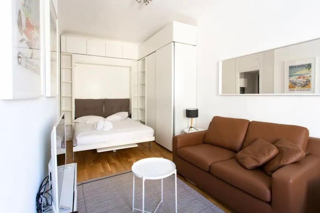 Charming Flat At Monaco's Edge Apartment